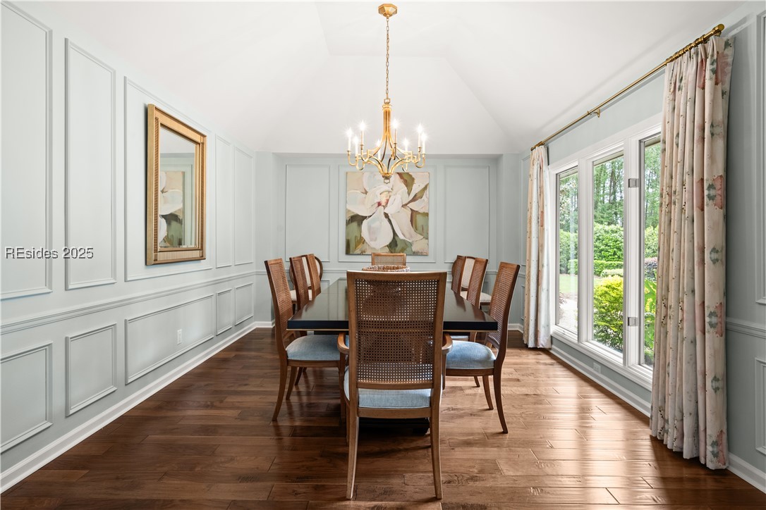 17 Oyster Bay Place
