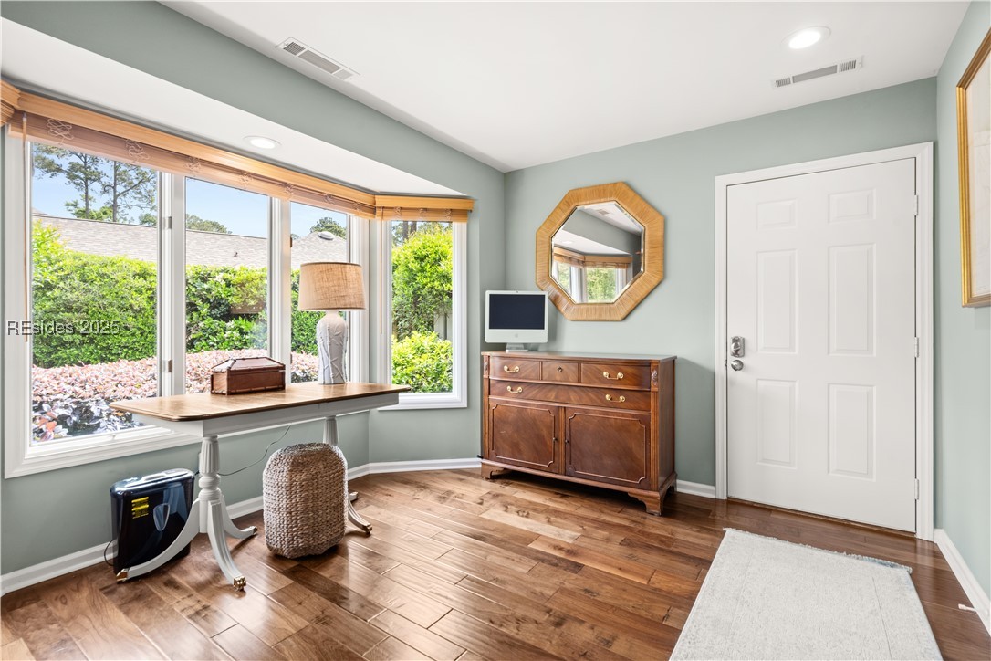 17 Oyster Bay Place