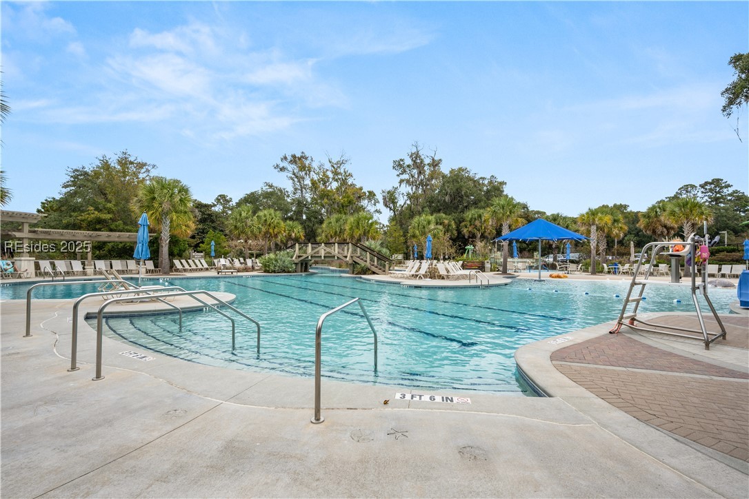 17 Oyster Bay Place