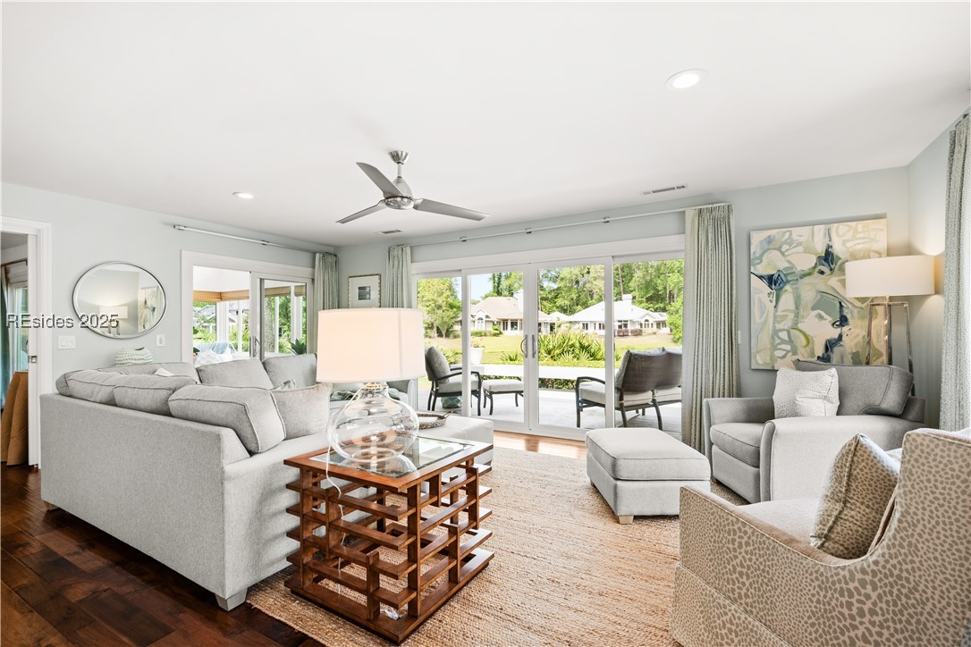 17 Oyster Bay Place