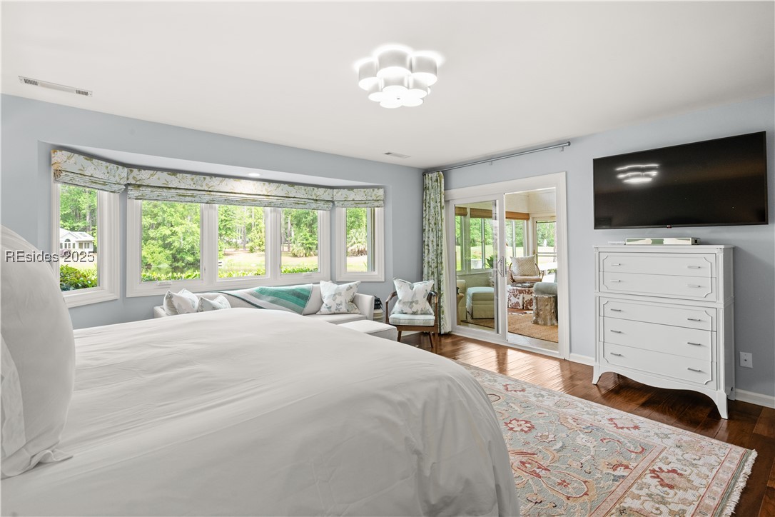 17 Oyster Bay Place