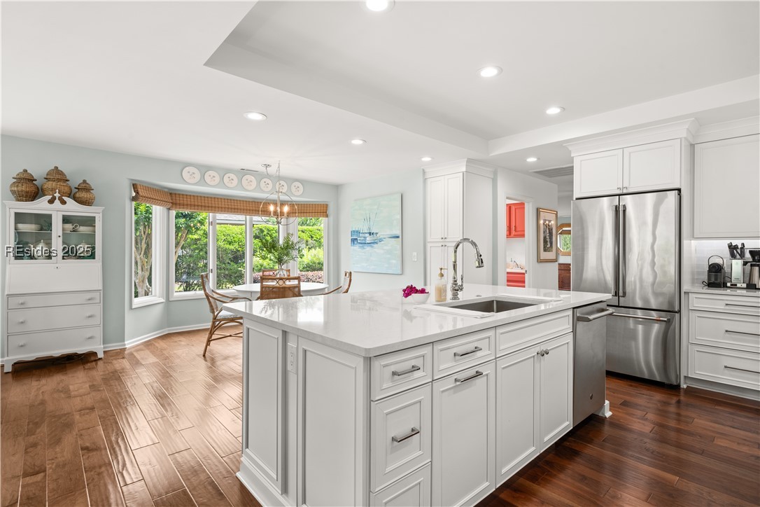 17 Oyster Bay Place