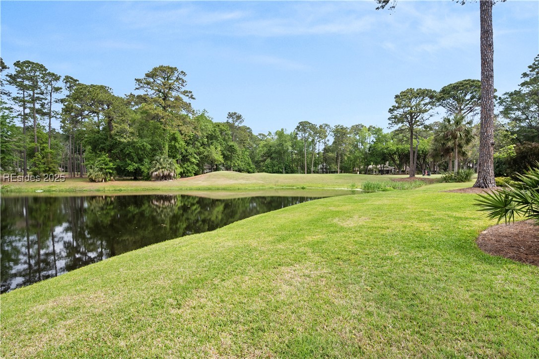 17 Oyster Bay Place