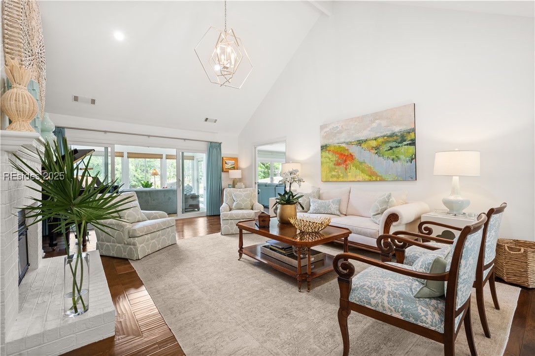 17 Oyster Bay Place