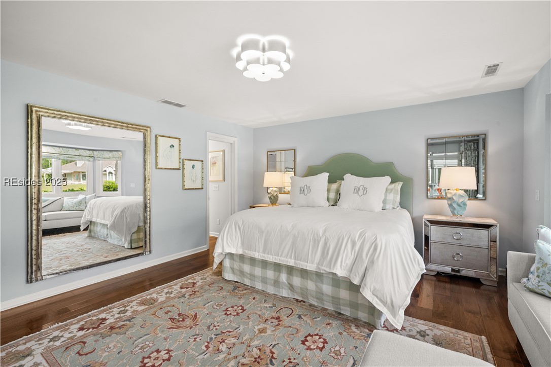 17 Oyster Bay Place