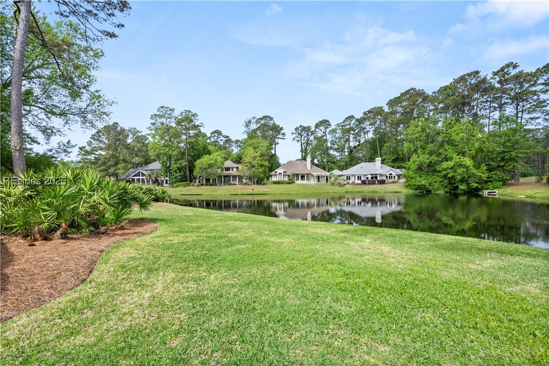 17 Oyster Bay Place