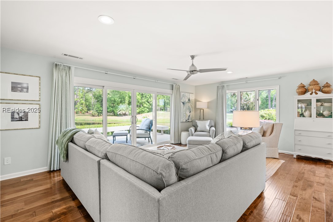 17 Oyster Bay Place
