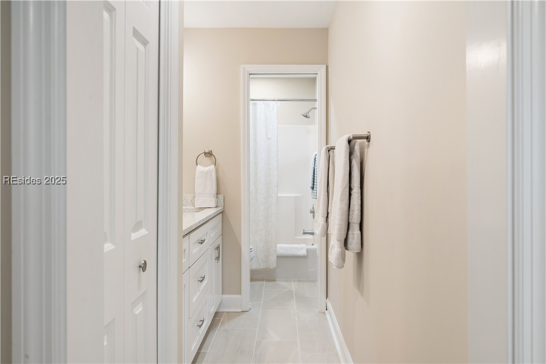 50 Yacht Cove Drive Unit: 411