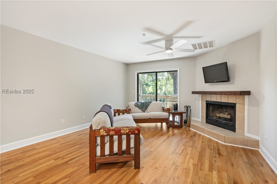 50 Yacht Cove Drive Unit: 411