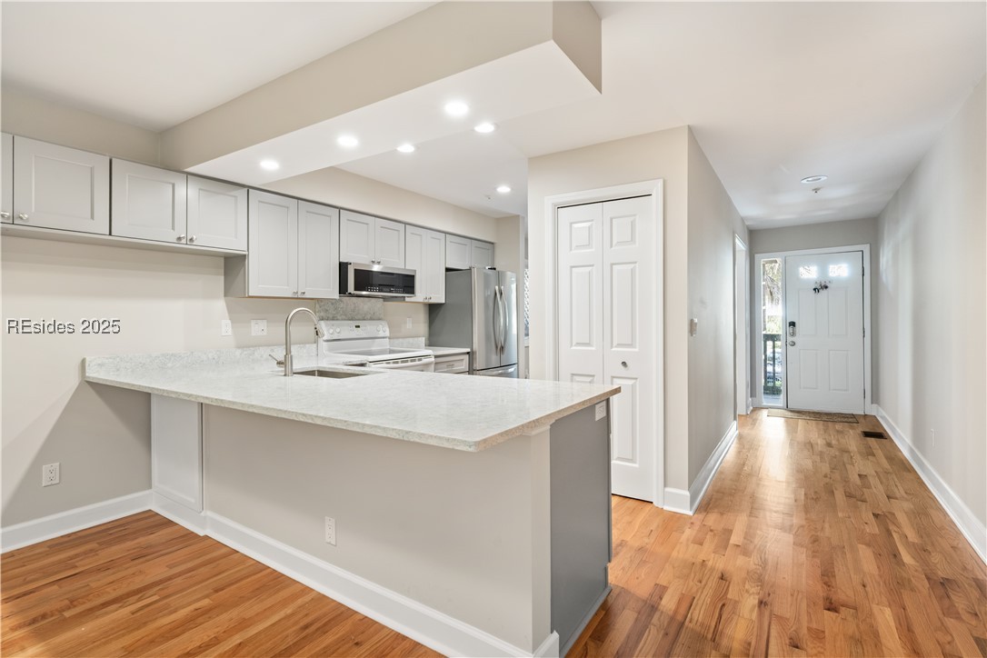 50 Yacht Cove Drive Unit: 411