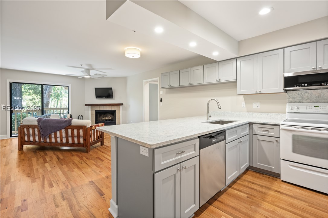 50 Yacht Cove Drive Unit: 411