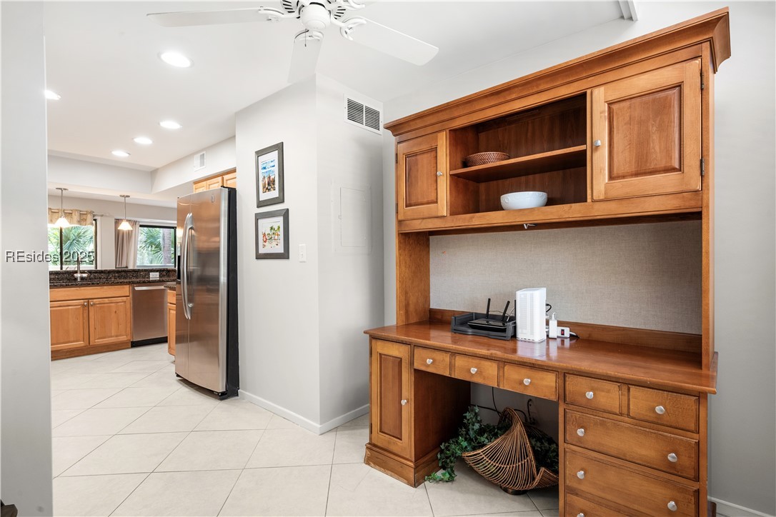 60 Carnoustie Road Unit: 902