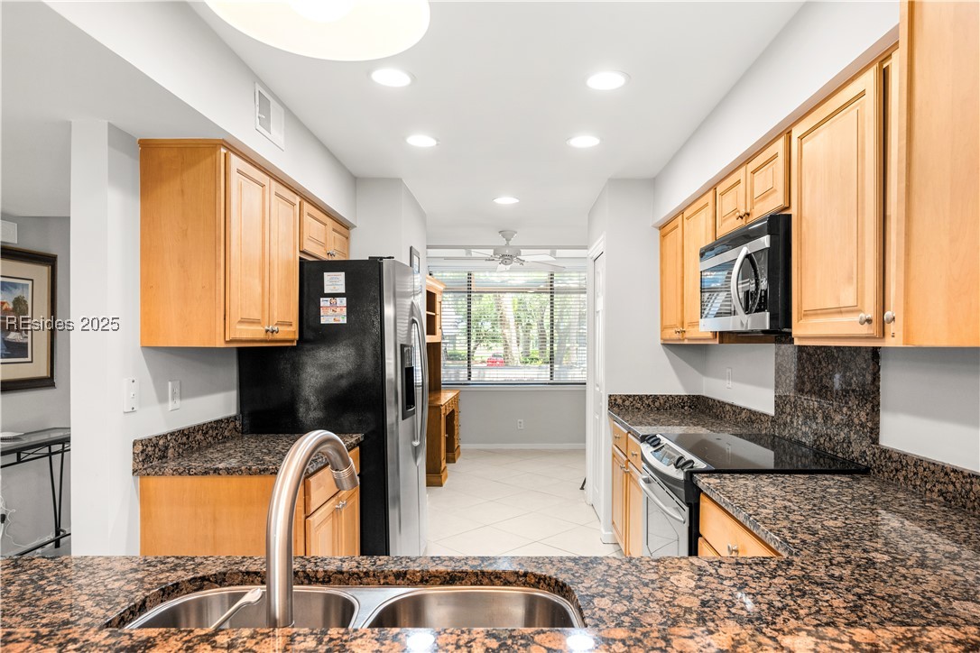 60 Carnoustie Road Unit: 902