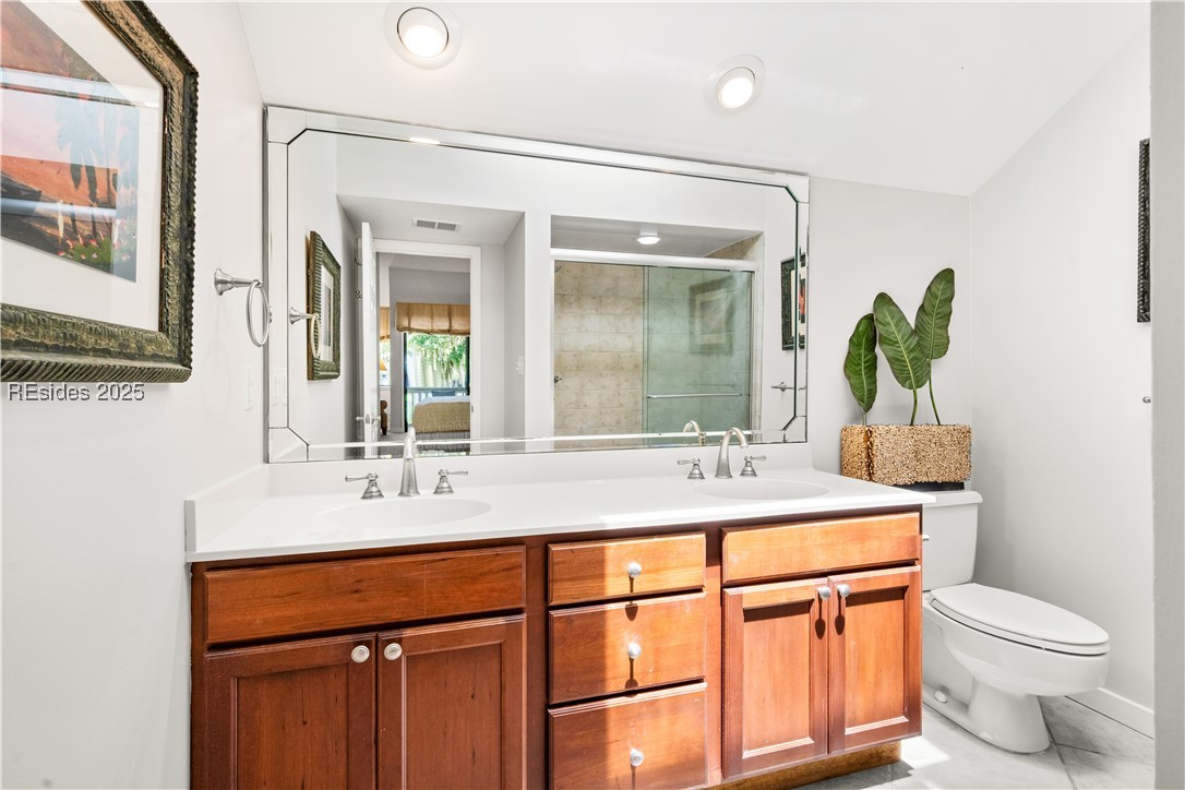 60 Carnoustie Road Unit: 902