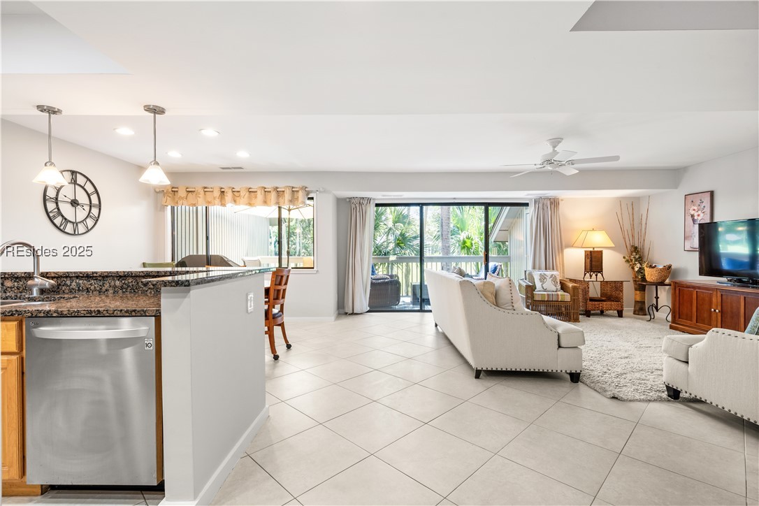 60 Carnoustie Road Unit: 902