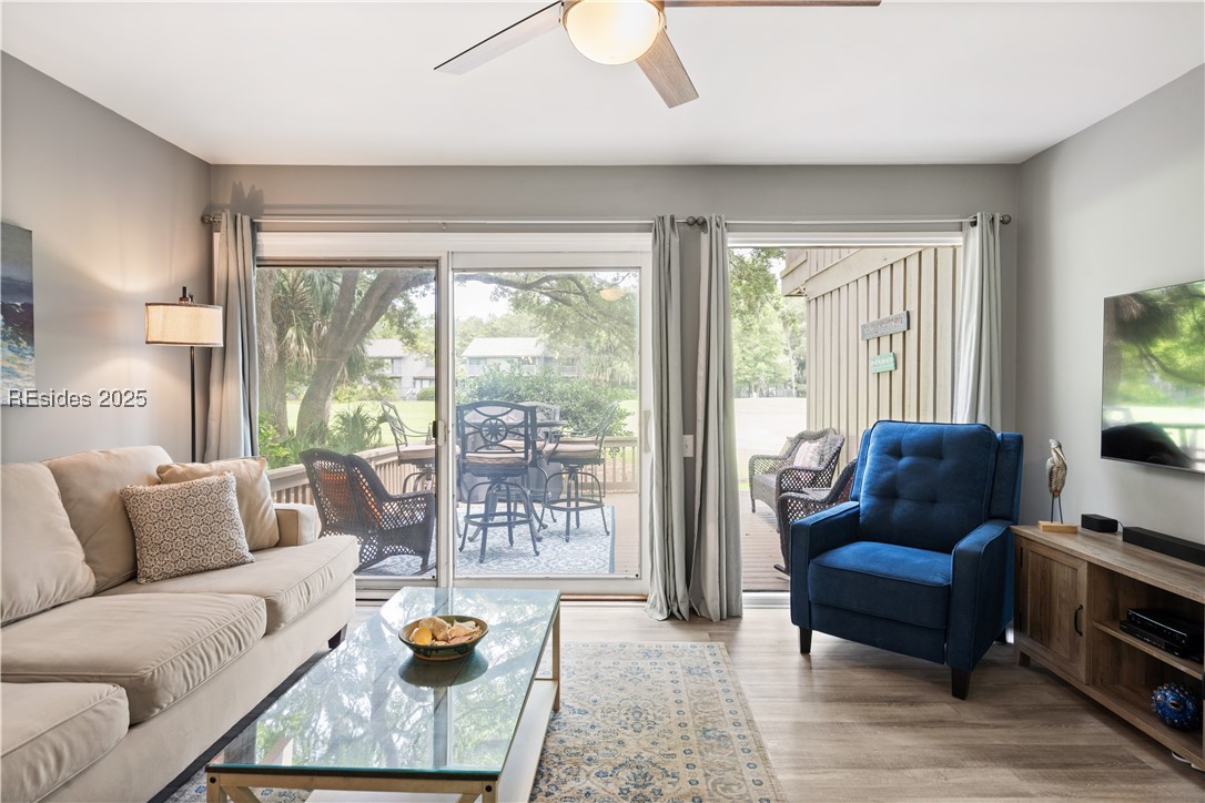 21 Haul Away Unit: 11