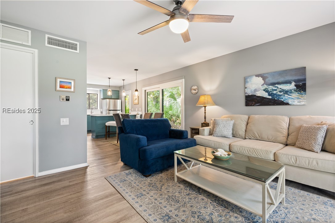 21 Haul Away Unit: 11