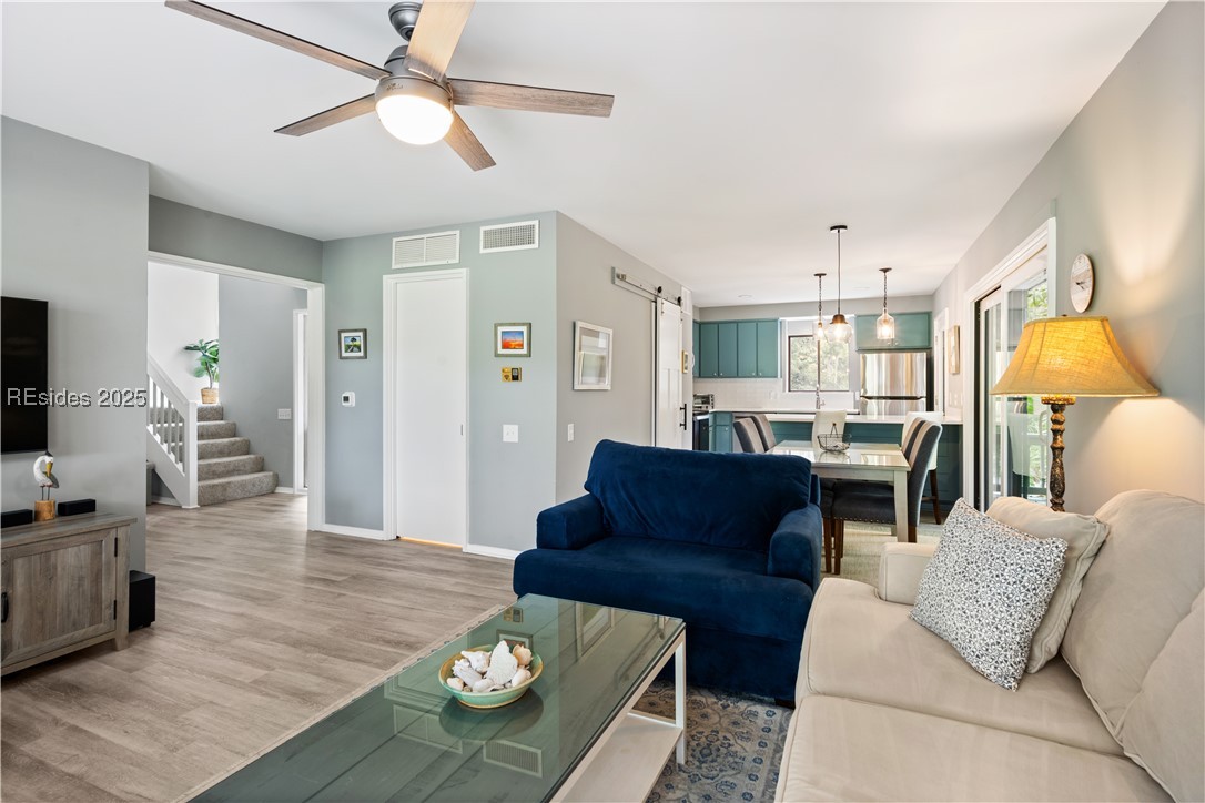 21 Haul Away Unit: 11