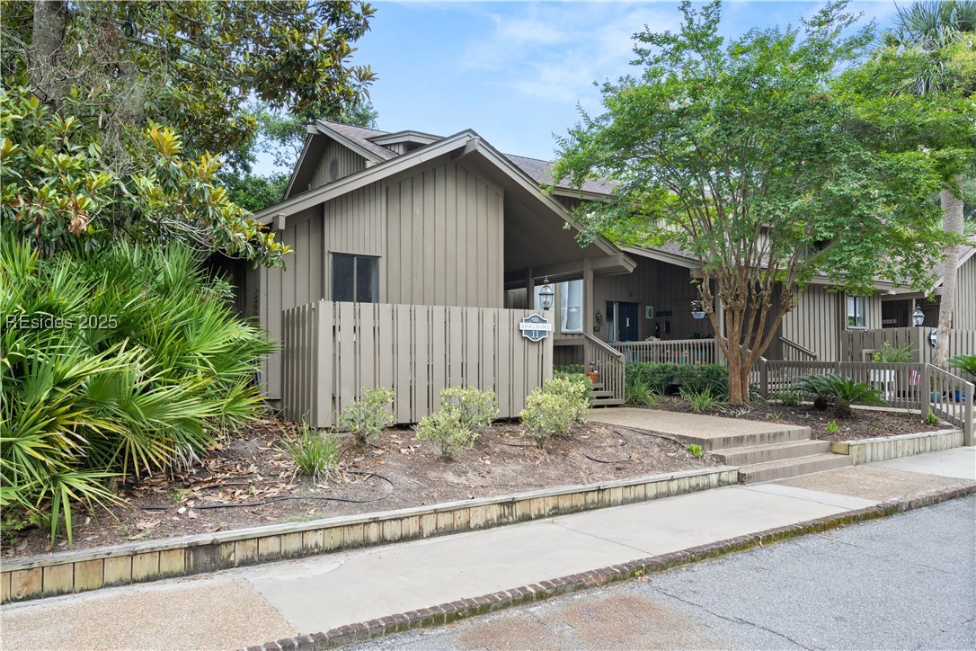 21 Haul Away Unit: 11