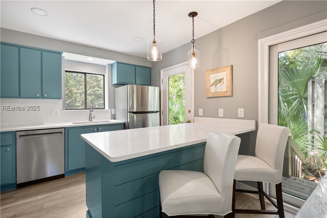 21 Haul Away Unit: 11