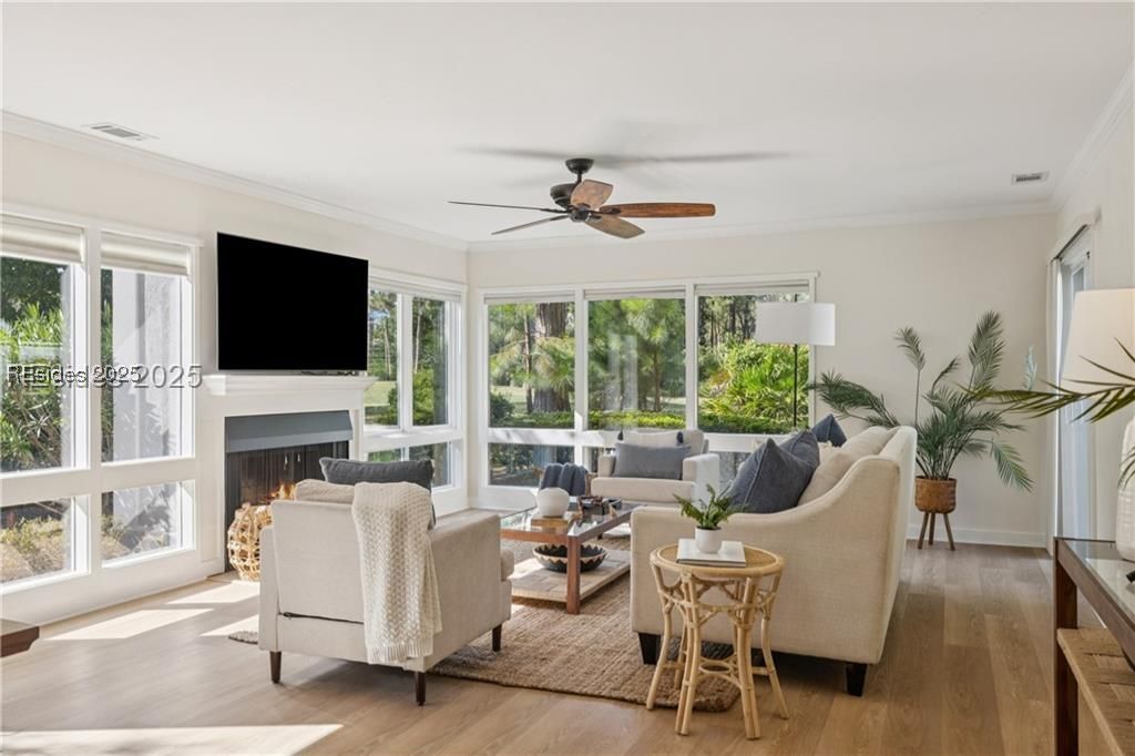 1 High Bluff Road Unit: 2006