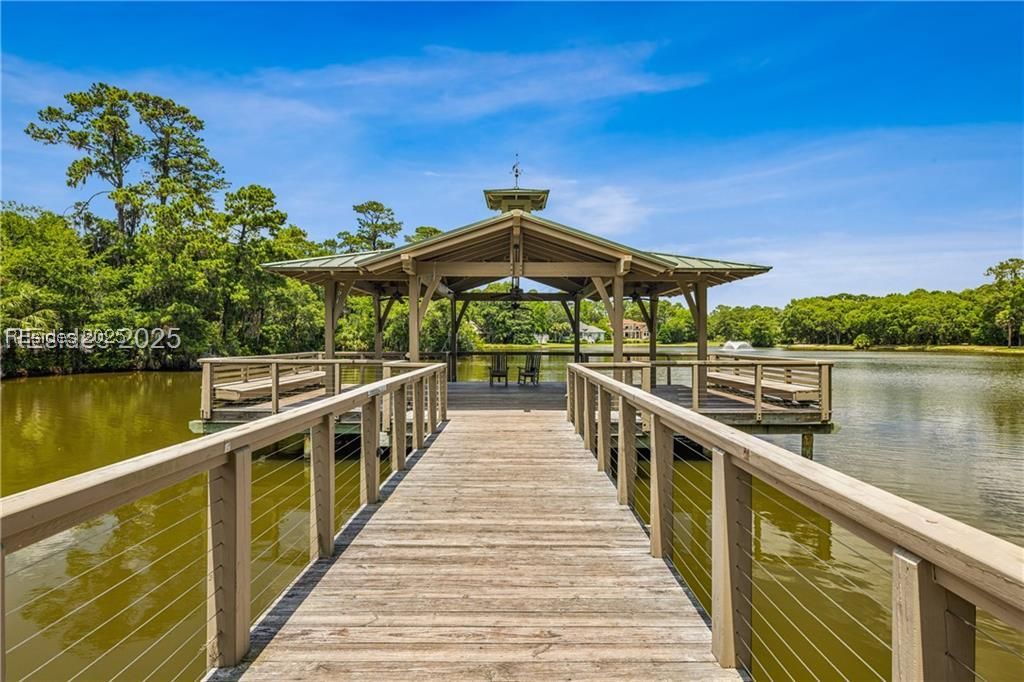 1 High Bluff Road Unit: 2006