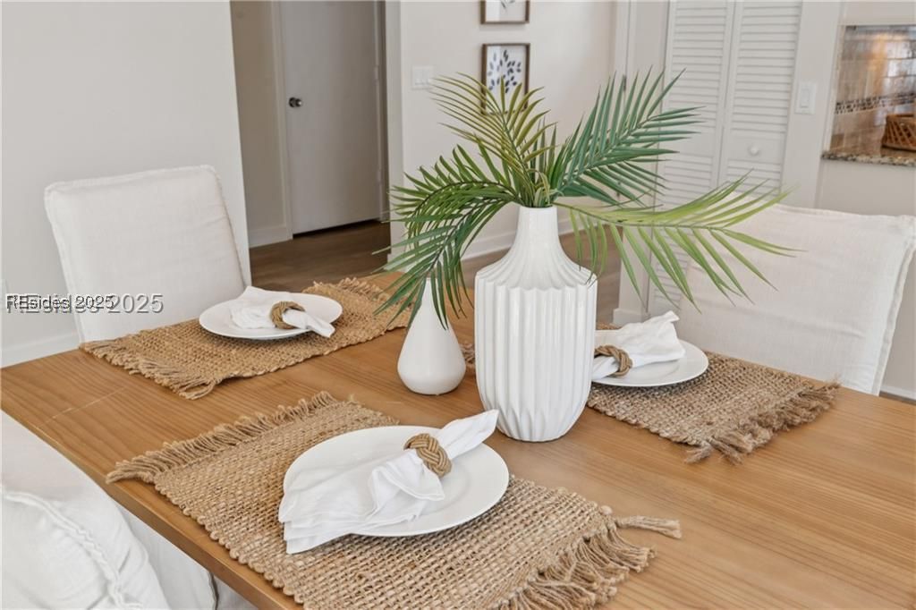 1 High Bluff Road Unit: 2006