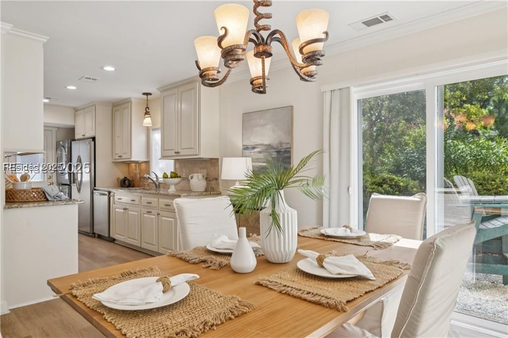 1 High Bluff Road Unit: 2006