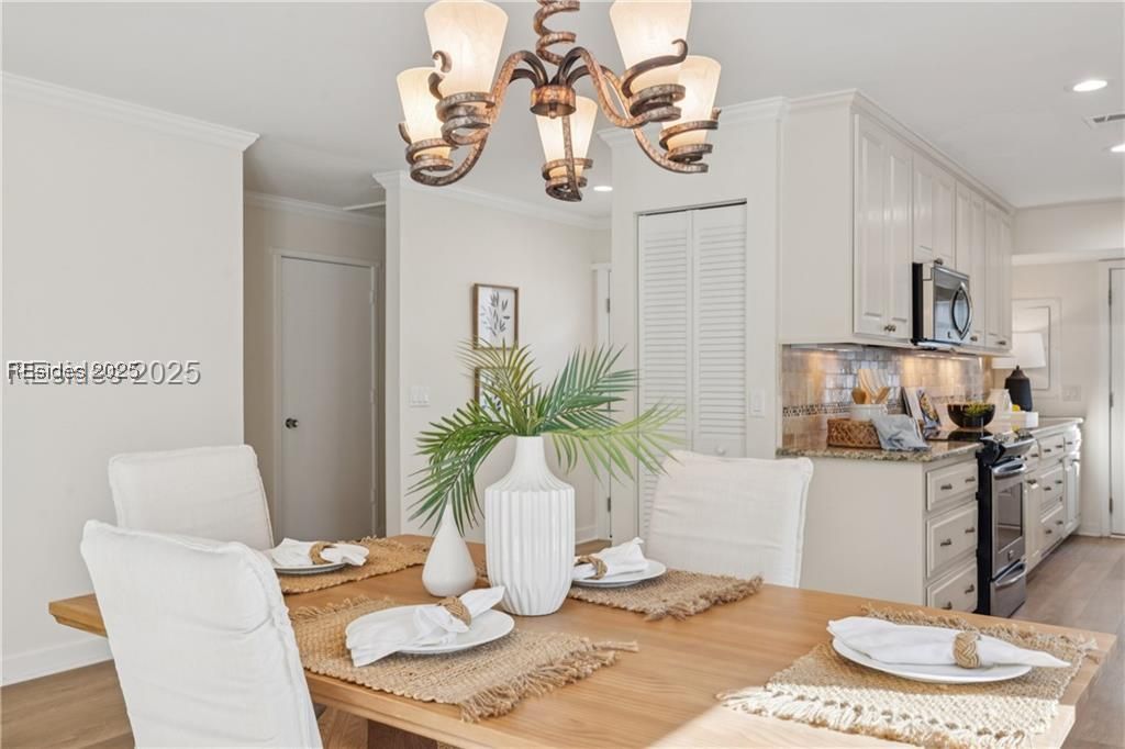 1 High Bluff Road Unit: 2006