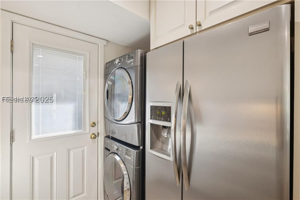 1 High Bluff Road Unit: 2006