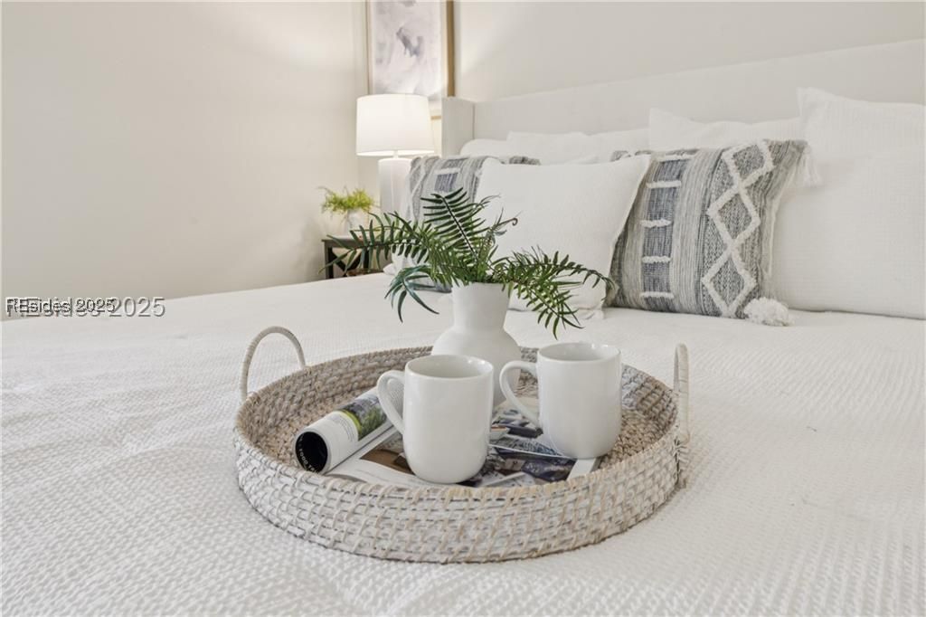 1 High Bluff Road Unit: 2006