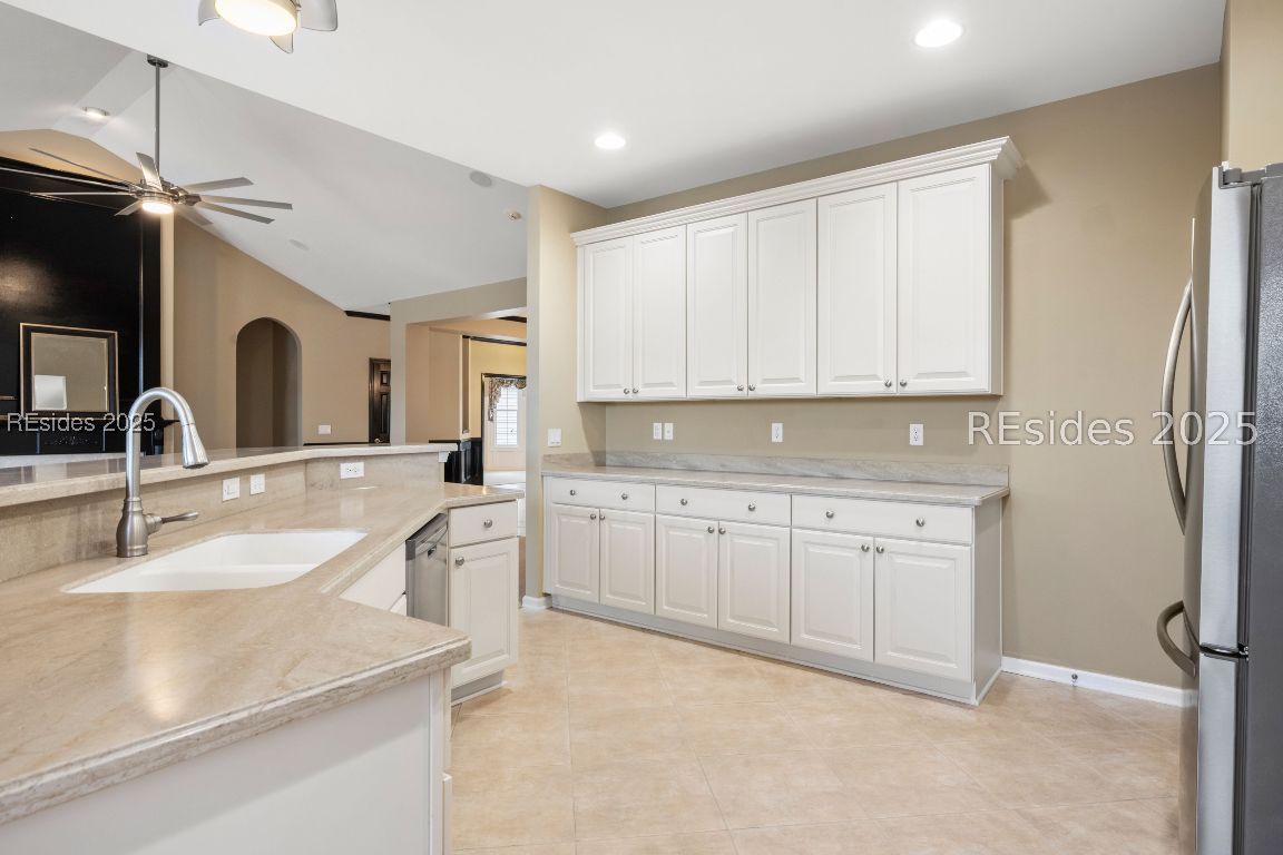 204 Argo Circle