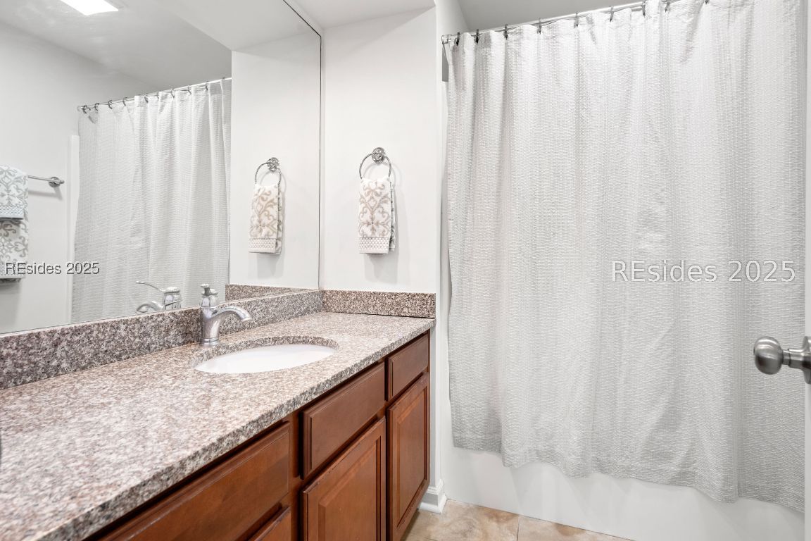 50 Yacht Cove Drive Unit: 324