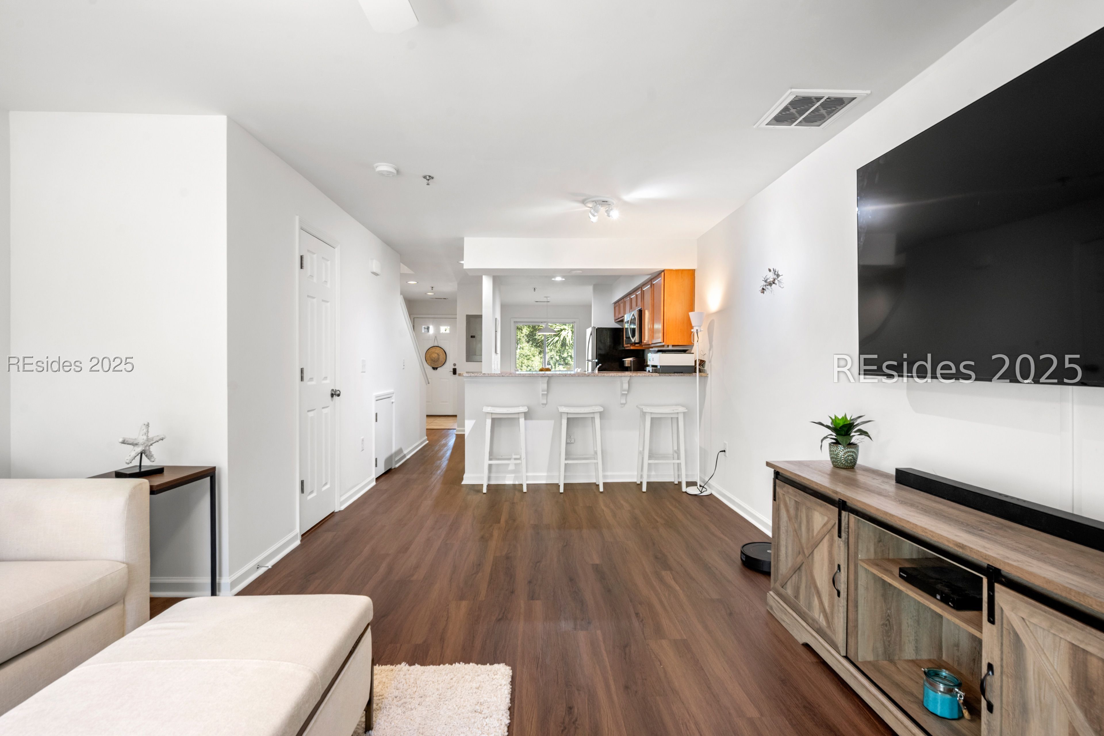 50 Yacht Cove Drive Unit: 324