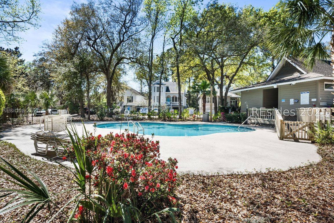 50 Yacht Cove Drive Unit: 324