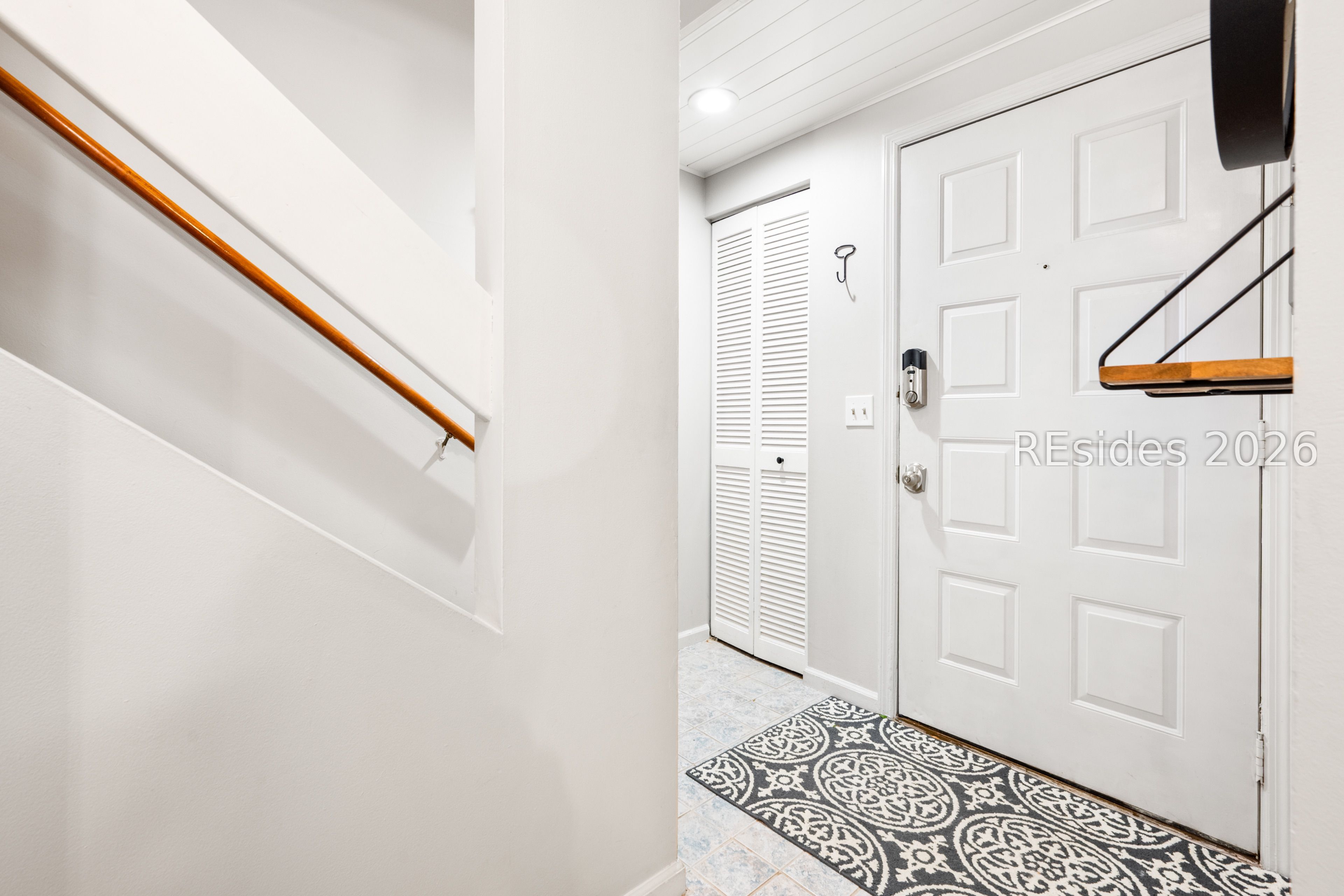 96 Mathews Drive Unit: APT 164