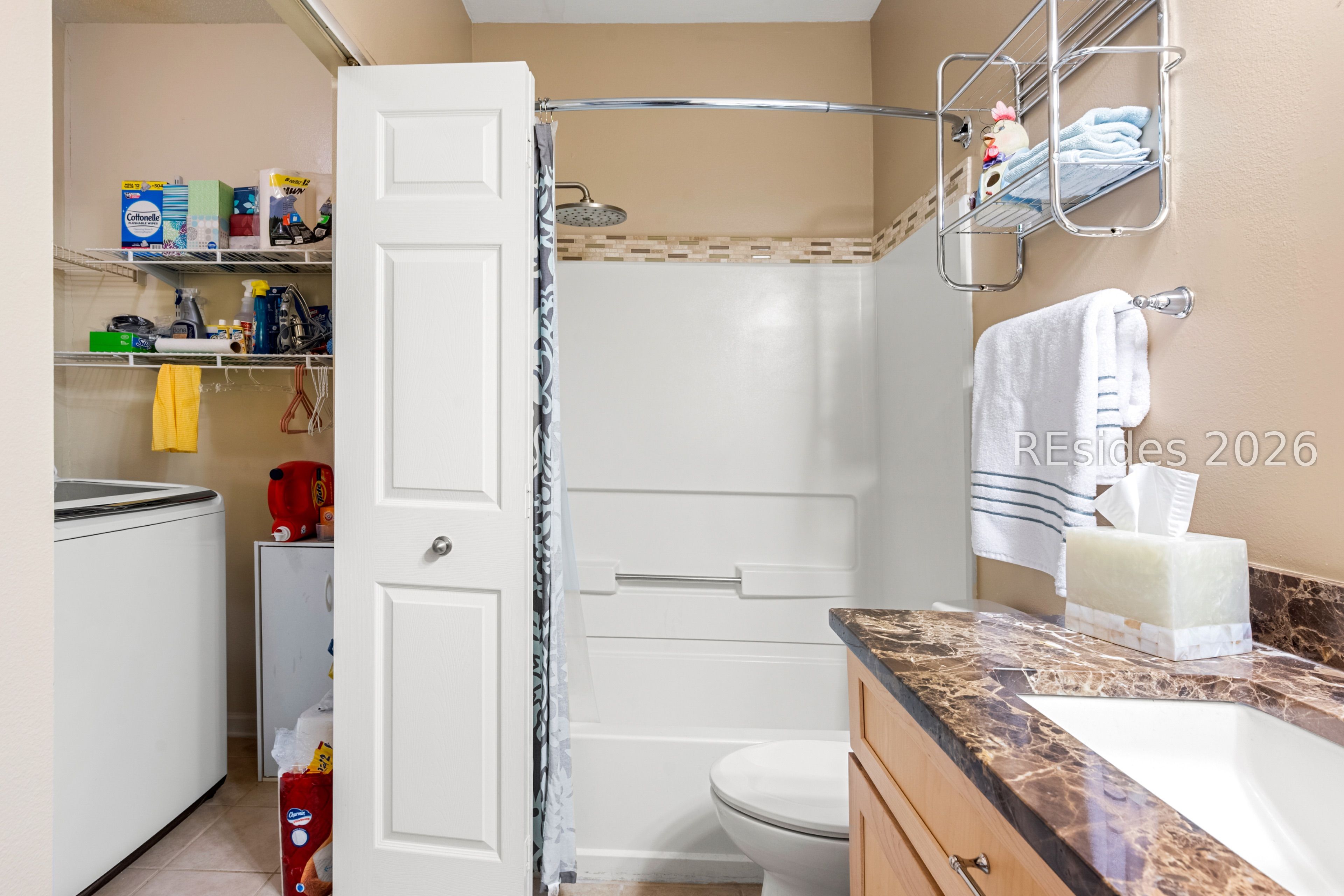 380 Marshland Road Unit: APT J14