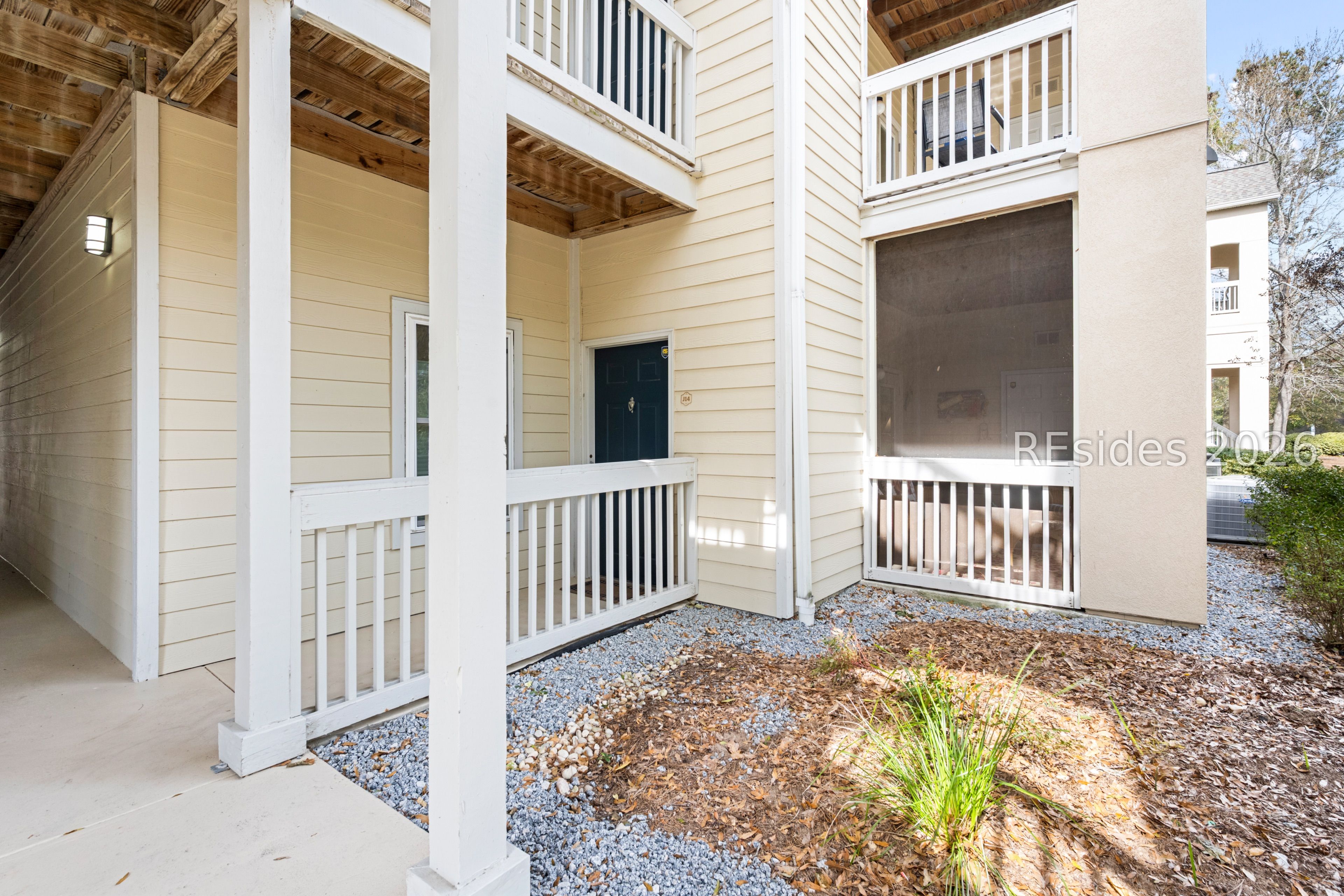 380 Marshland Road Unit: APT J14