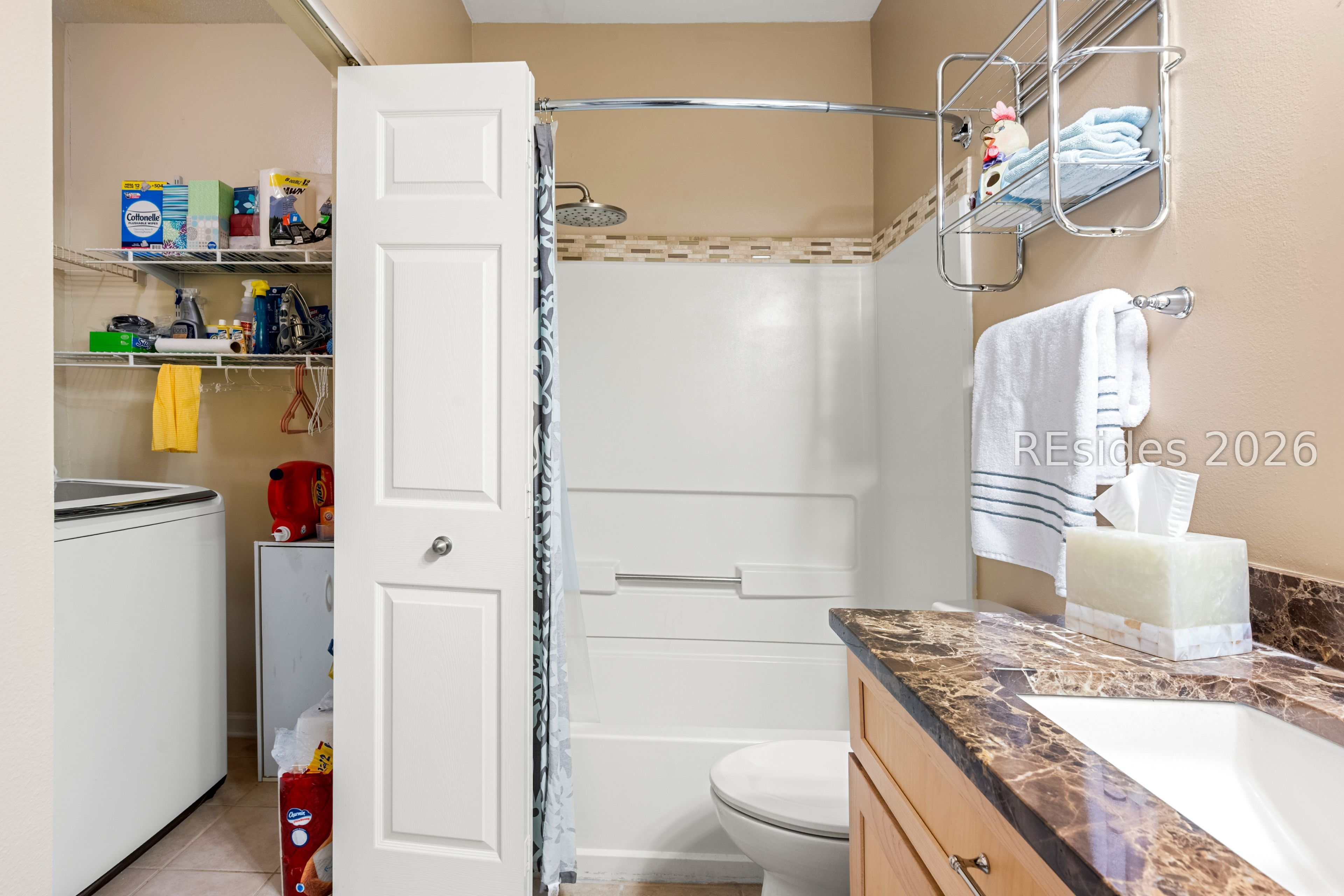 380 Marshland Road Unit: J14