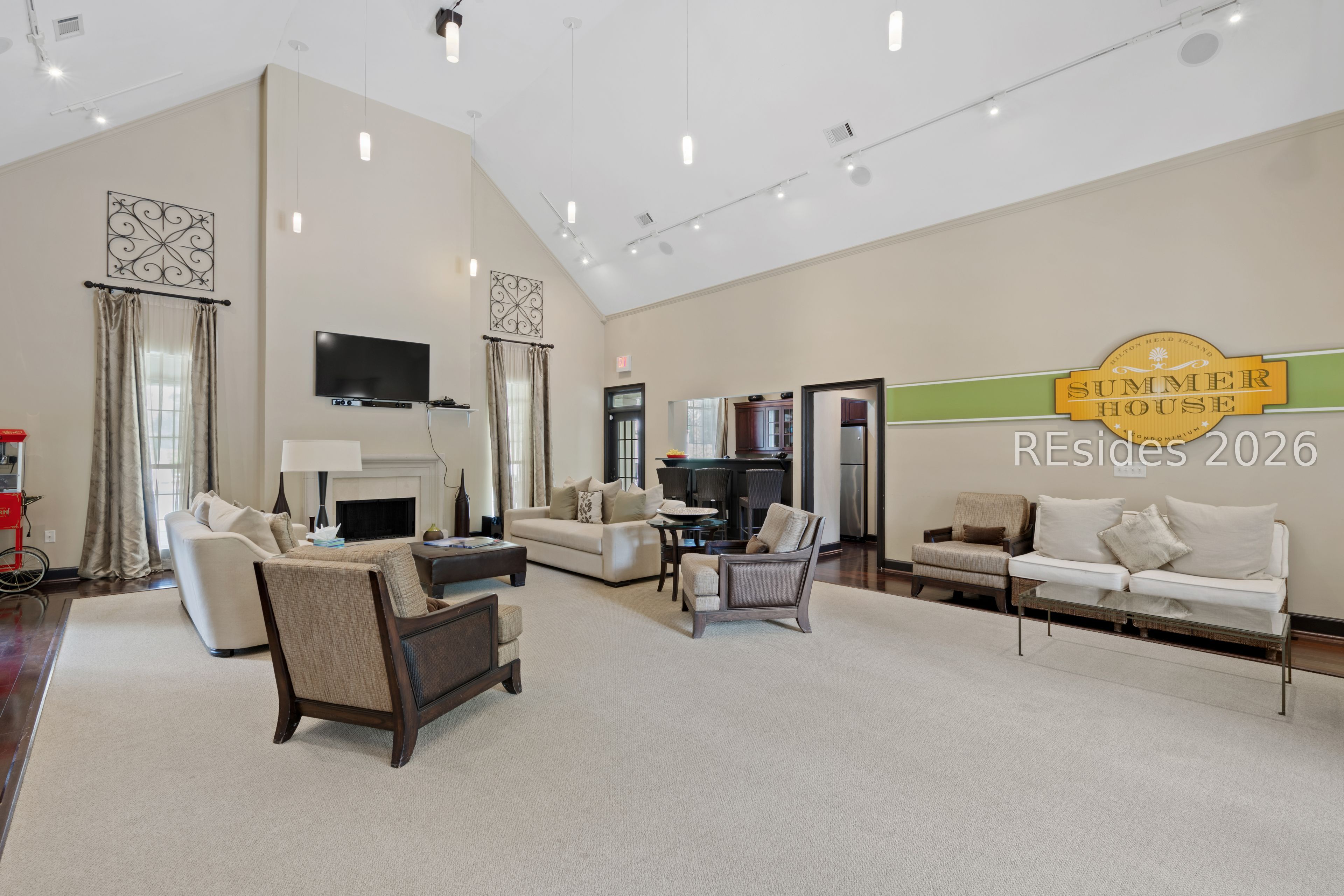 380 Marshland Road Unit: J14