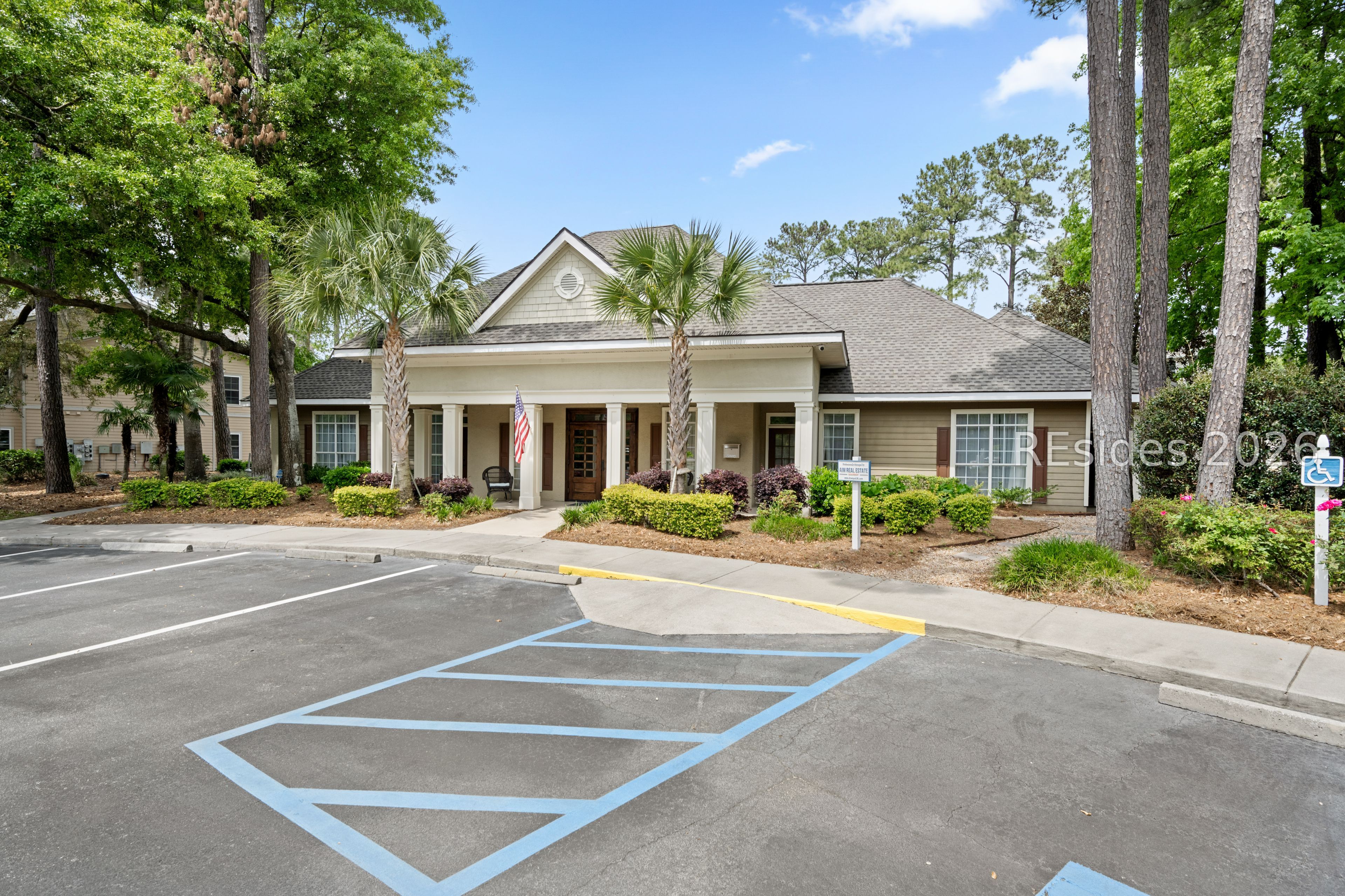 380 Marshland Road Unit: J14