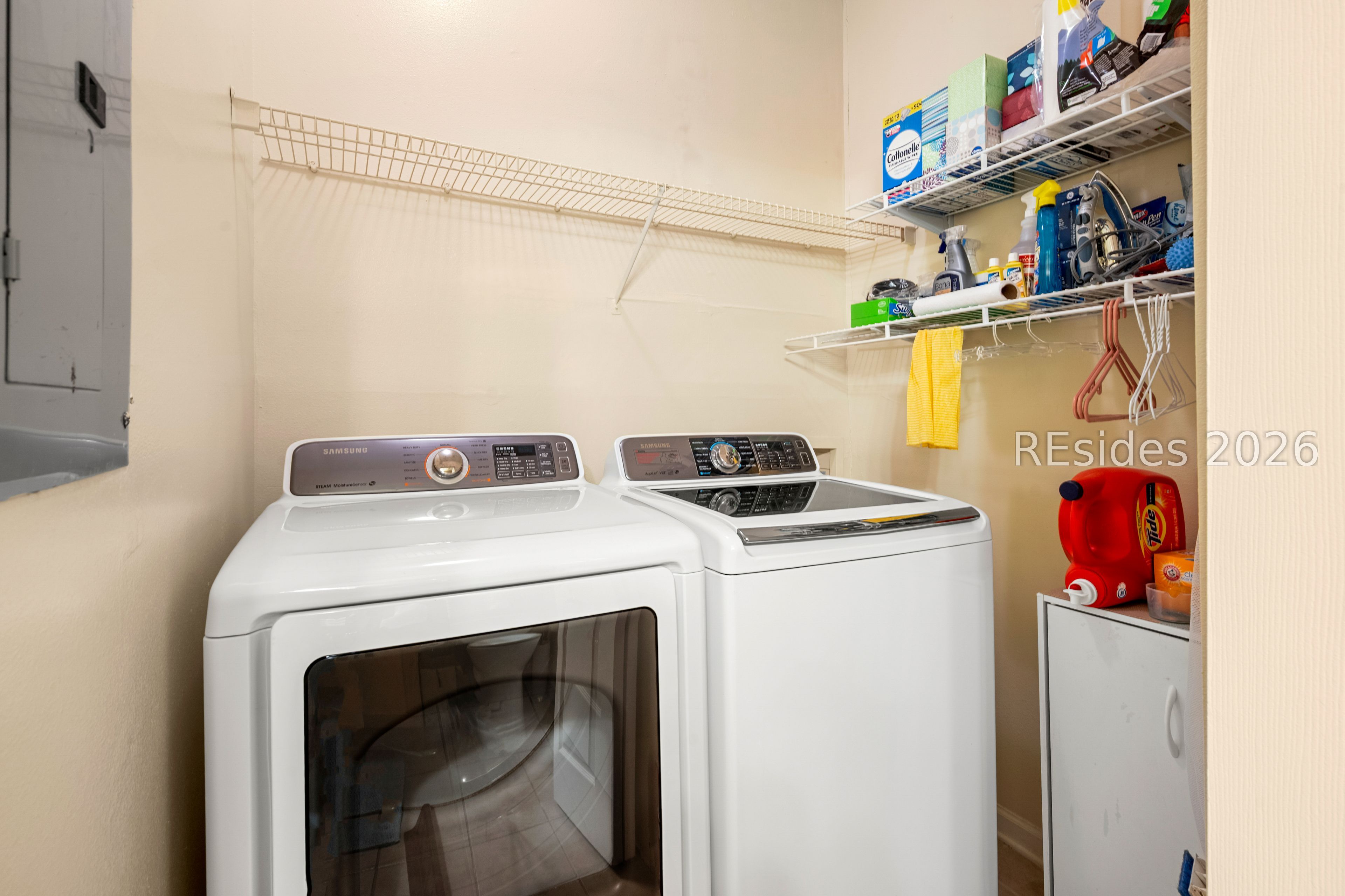 380 Marshland Road Unit: J14