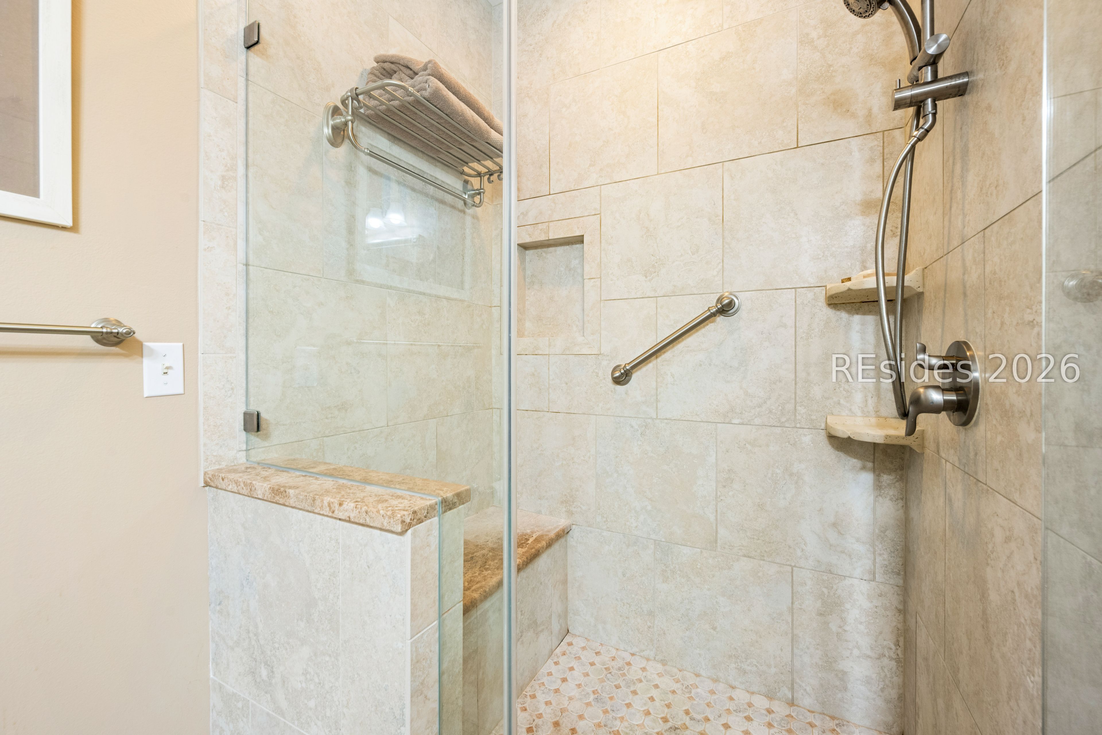 380 Marshland Road Unit: J14