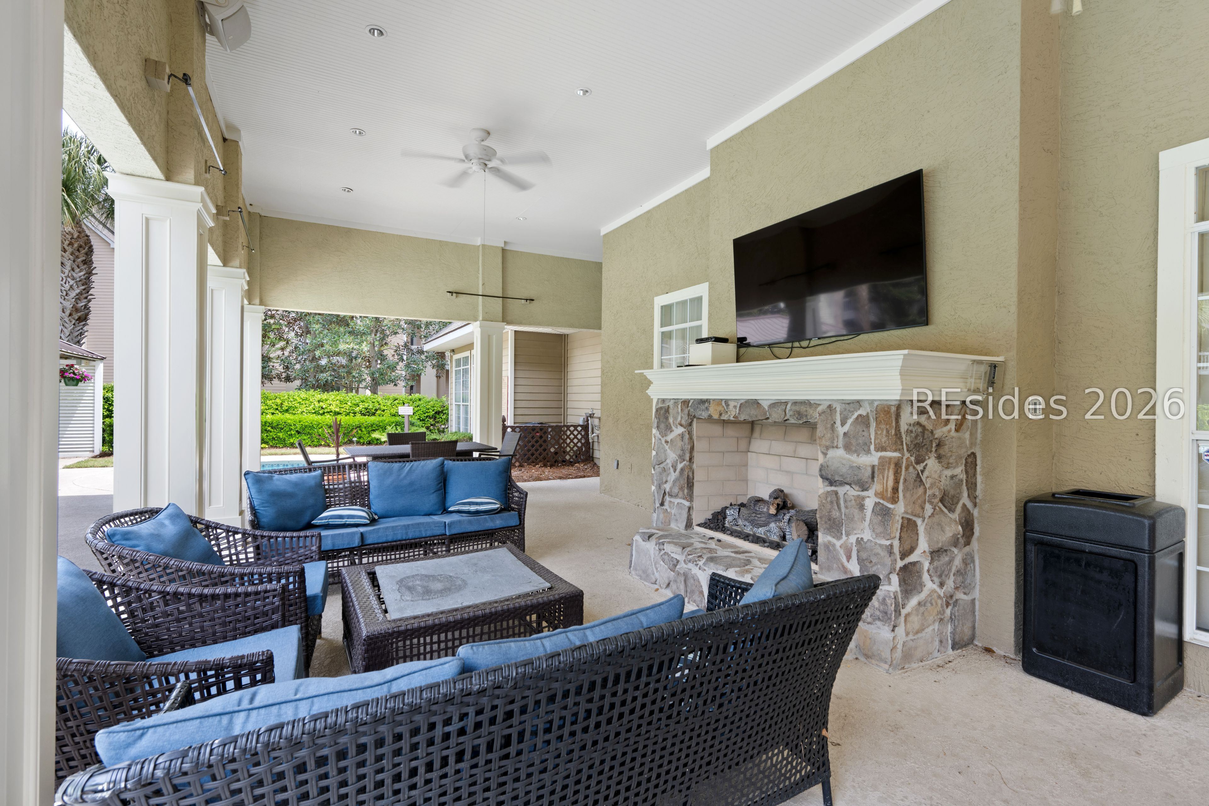 380 Marshland Road Unit: J14