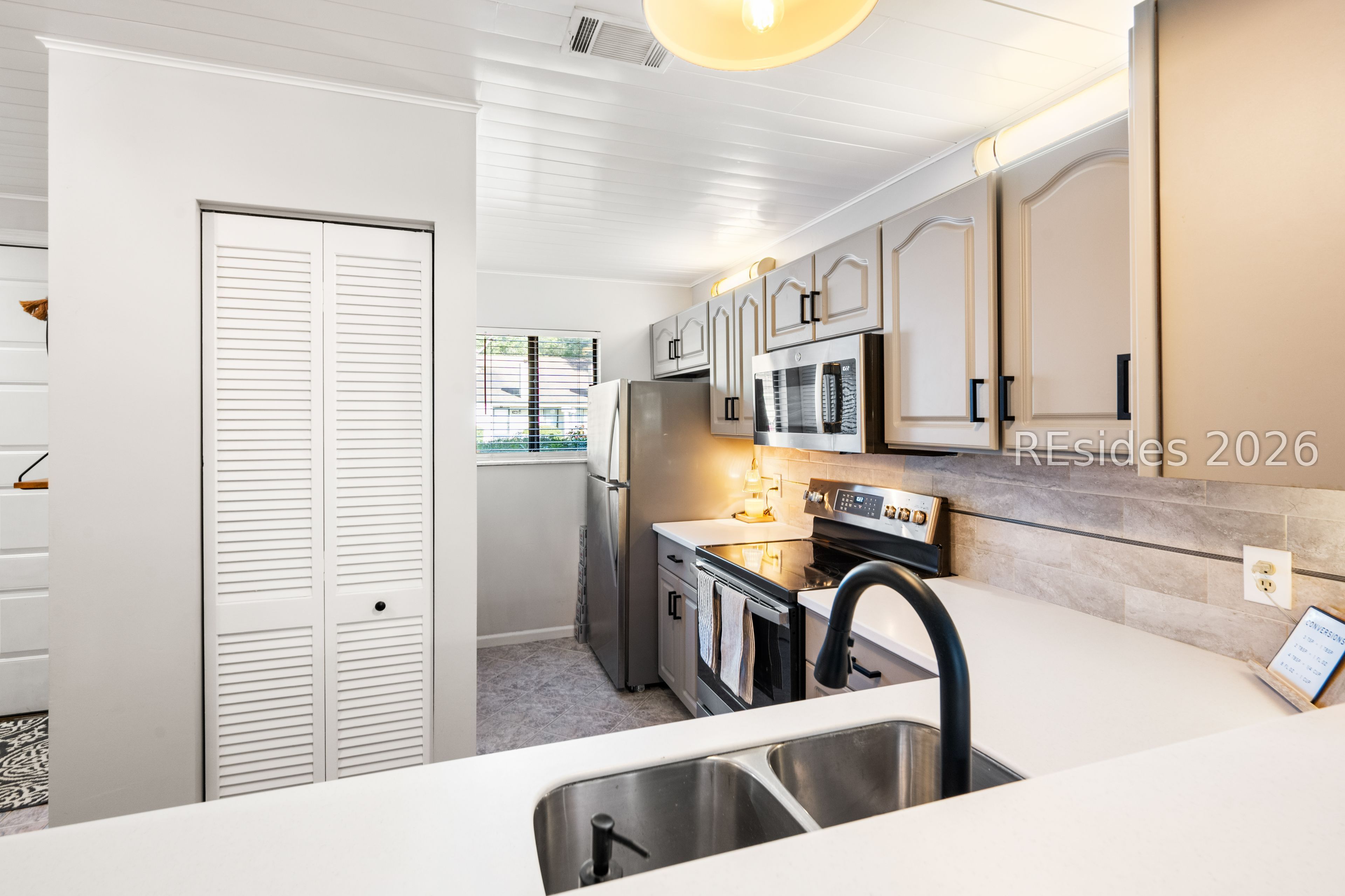 96 Mathews Drive Unit: 164