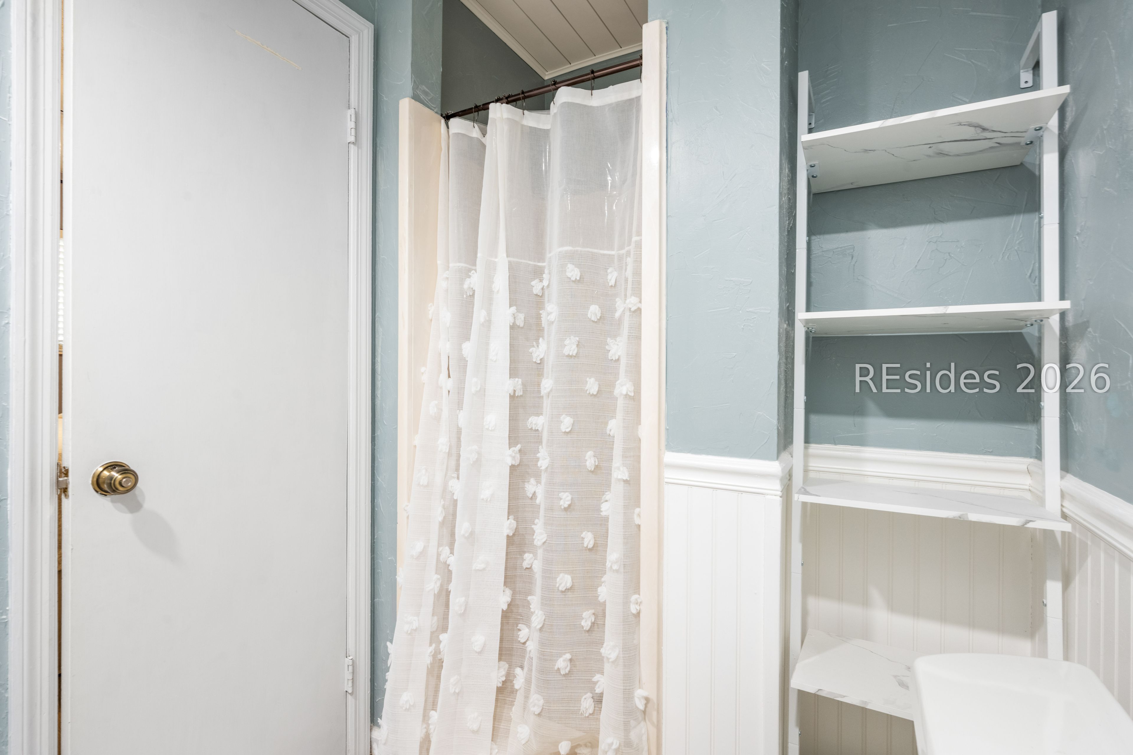 96 Mathews Drive Unit: 164