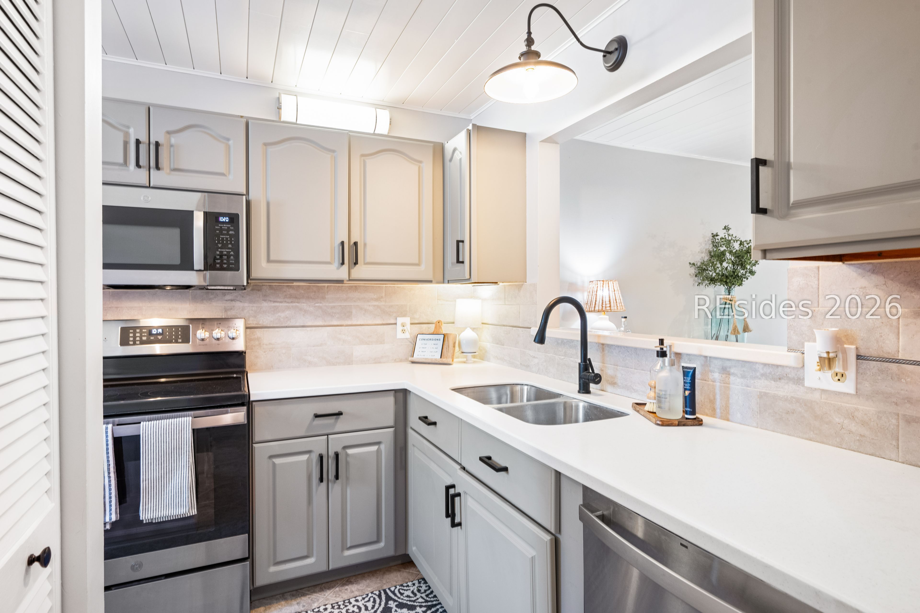 96 Mathews Drive Unit: 164