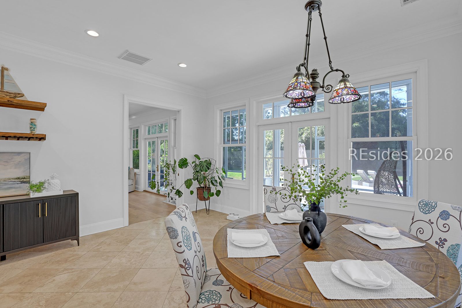 4 Hidden Lake Court