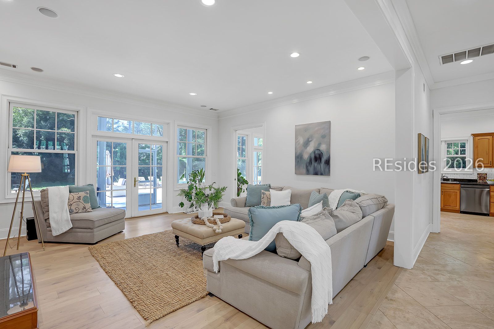 4 Hidden Lake Court