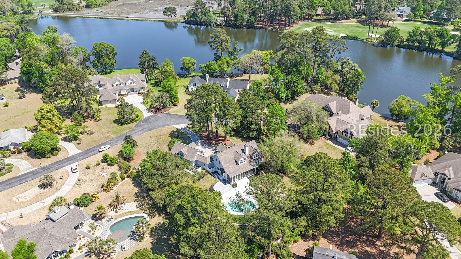 4 Hidden Lake Court